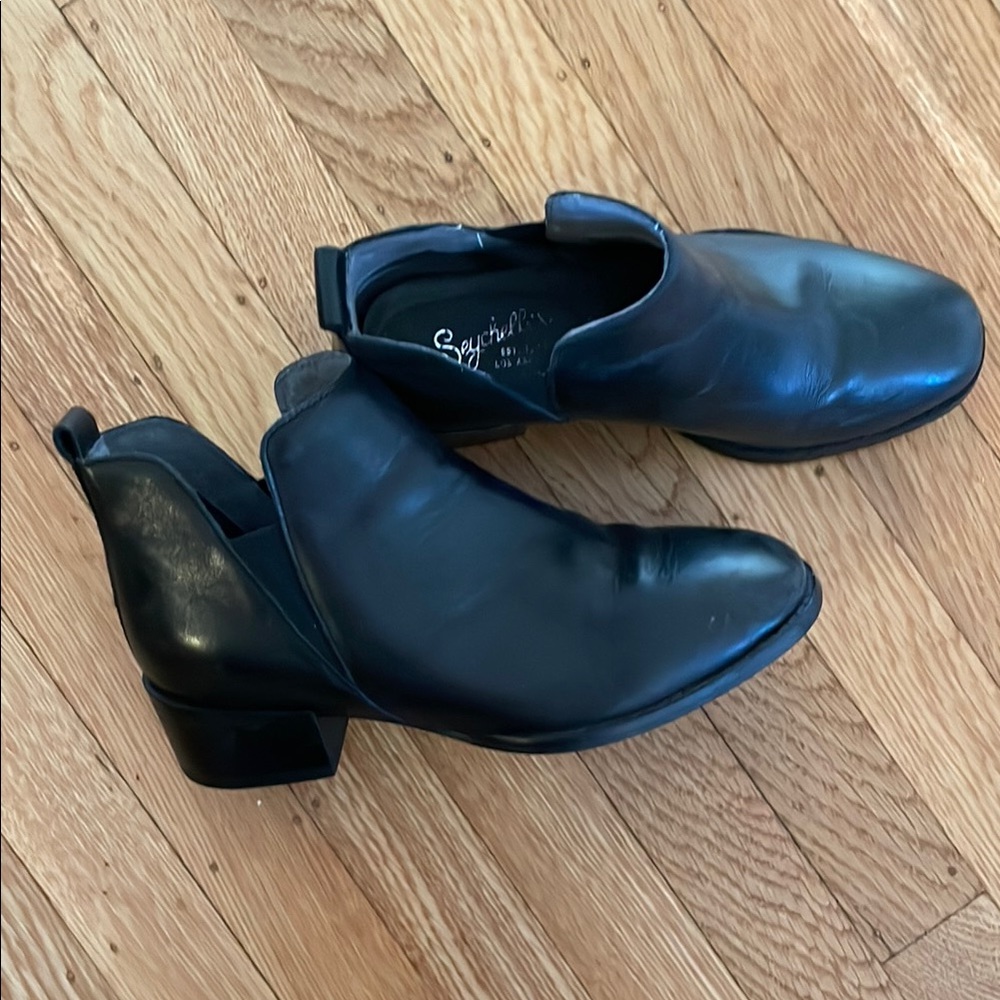 Seychelles Black Leather Ankle Boots